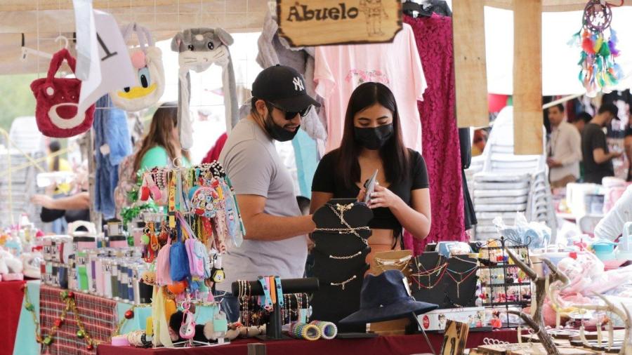 Se divierten familias en bazar haciendo comunidad edici&oacute;n "Christmas Market" 
