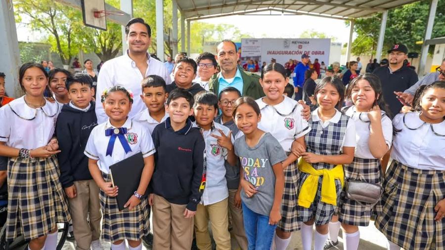 Recibió escuela primaria Auditorio de usos múltiples del Gobierno de Carlos Peña Ortiz