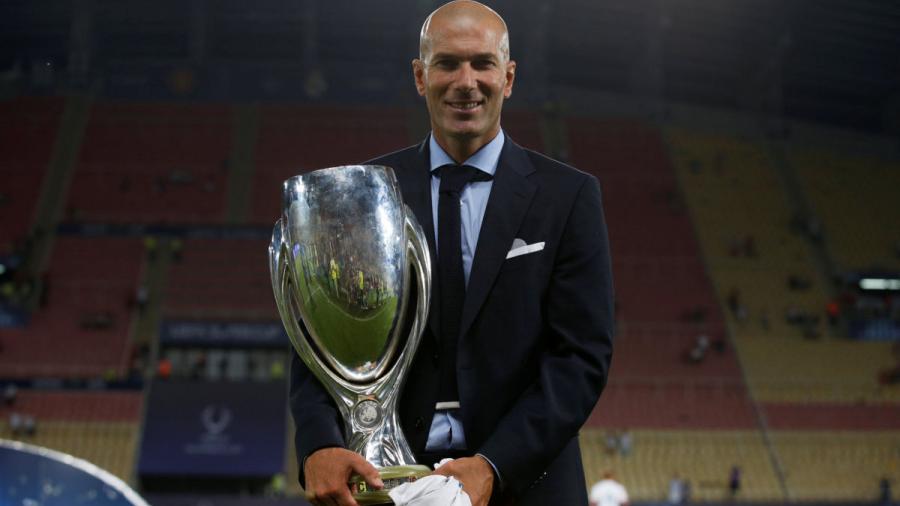 Zidane renueva contrato por otros tres años 