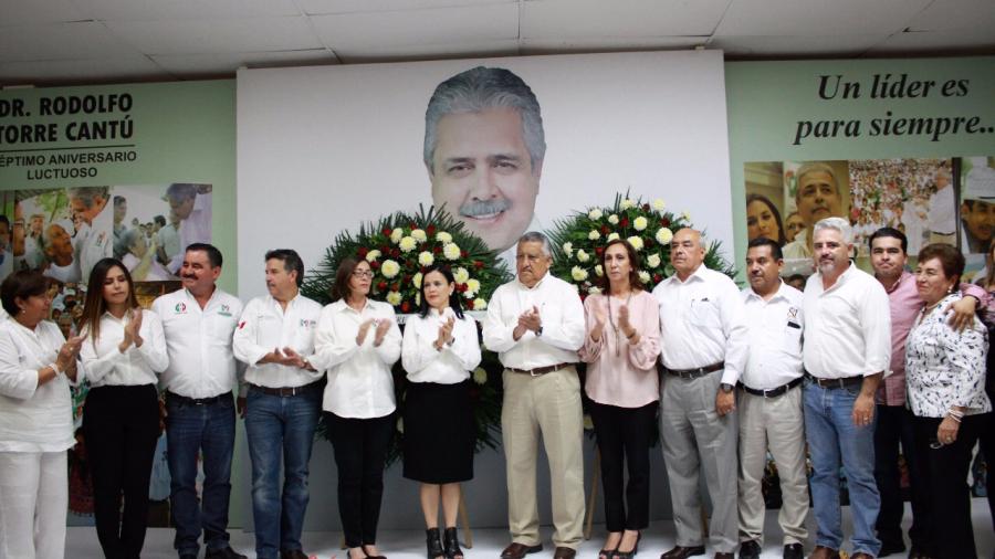 Recuerdan priistas a Rodolfo Torre en su 7mo. aniversario luctuoso