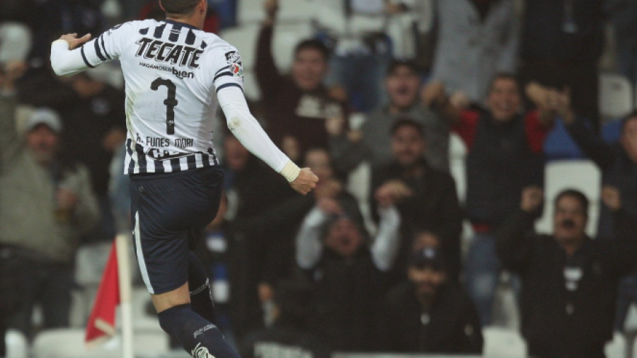 Chilena de Funes Mori deja con ventaja a Rayados en la ida