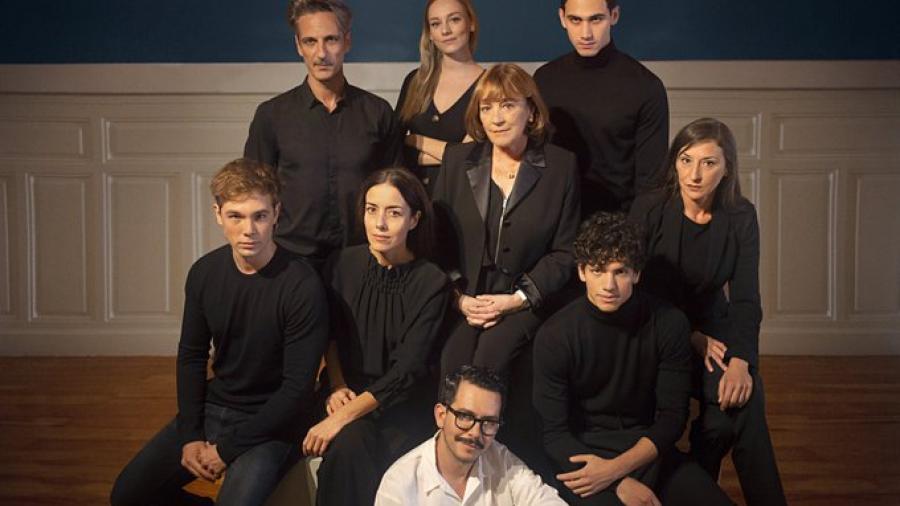 Manolo Caro prepara una serie con Cecilia Suárez y Ester Expósito