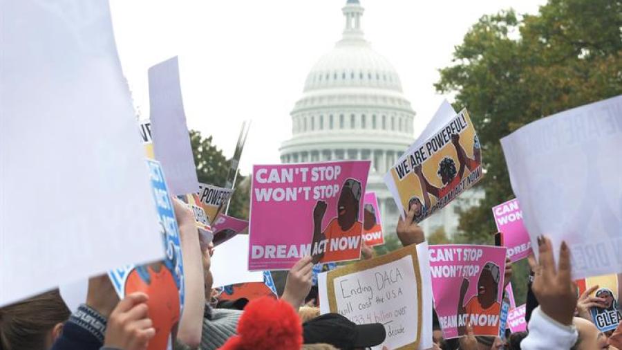 "Sin papeles y sin miedo" dreamers se manifiestan