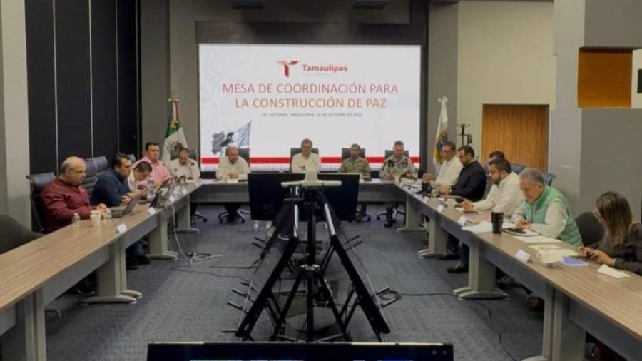 Instruye Américo Villarreal a mantener vigilancia permanente en zona conurbada ante crecida del Pánuco