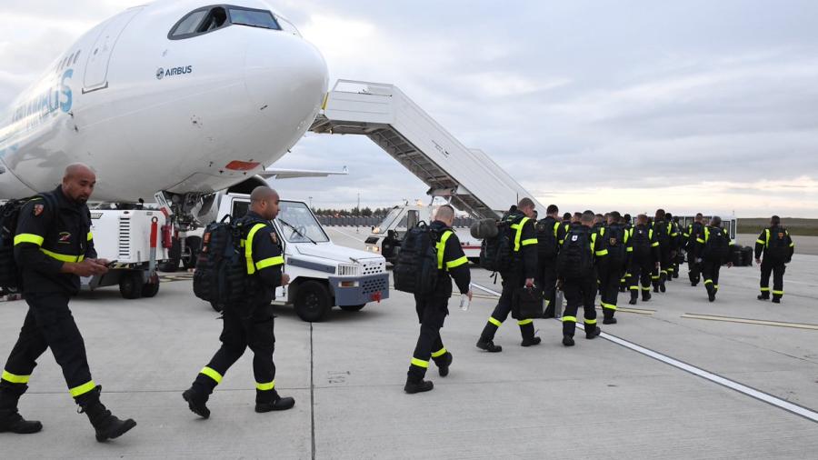 Bolivia recibe ayuda de Francia para combatir incendios