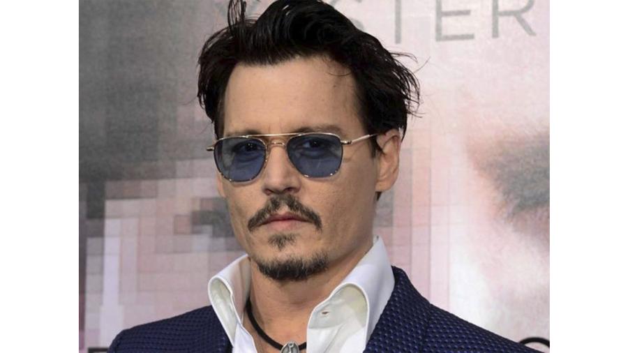 Johnny Depp gasta al punto de la ruina