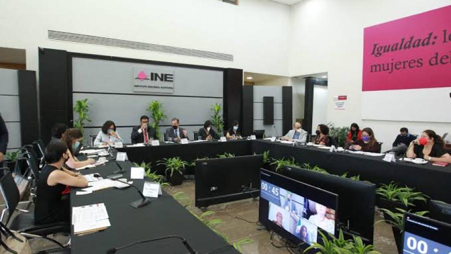 Morena "corregirá" presupuesto del INE