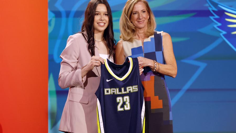 Lou López hace historia y se convierte en la primer mujer mexicana en la WNBA