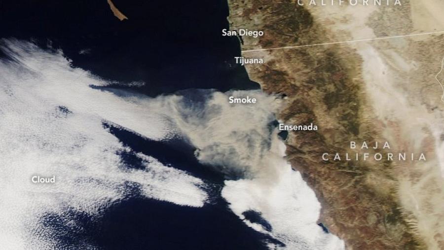  Imágenes satelitales de los incendios en Baja California