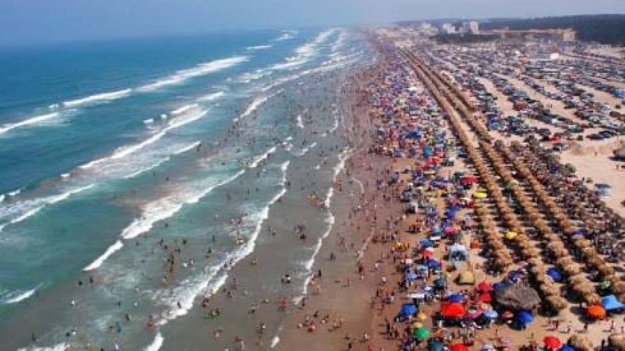 Buscar&aacute;n regresar viajes charters de Canad&aacute; a Miramar