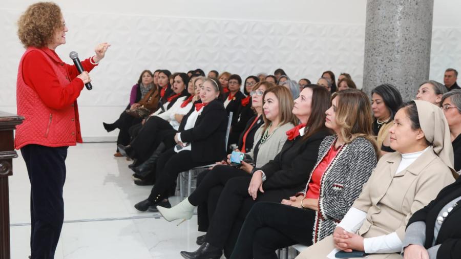 “Construir es Edificar”, asistió Alcaldesa a Informe de AMPROTAC
