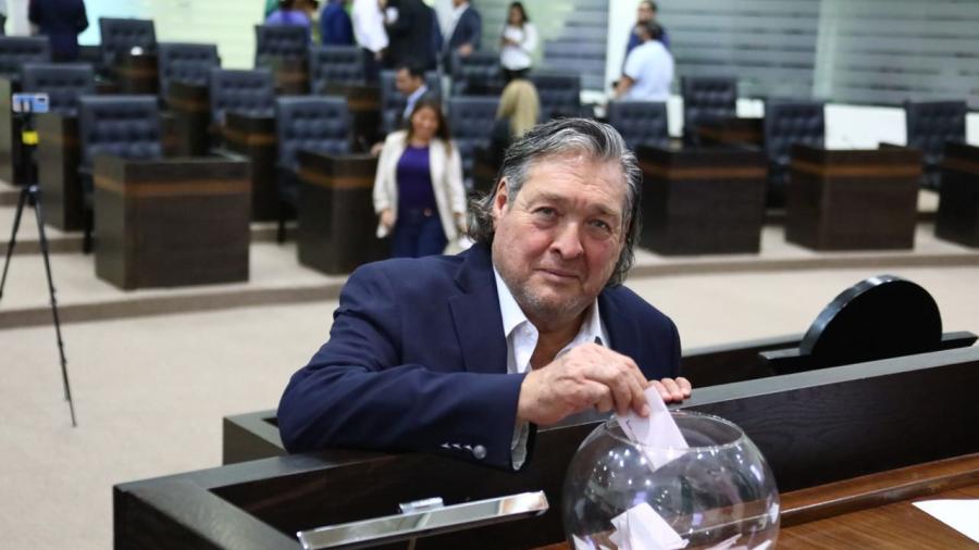 Gustavo Cárdenas se pronuncia en contra de la creación de la Junta de Gobierno