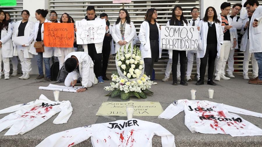 México me quitó a mi hija: papá de Colombia asesinada en Puebla