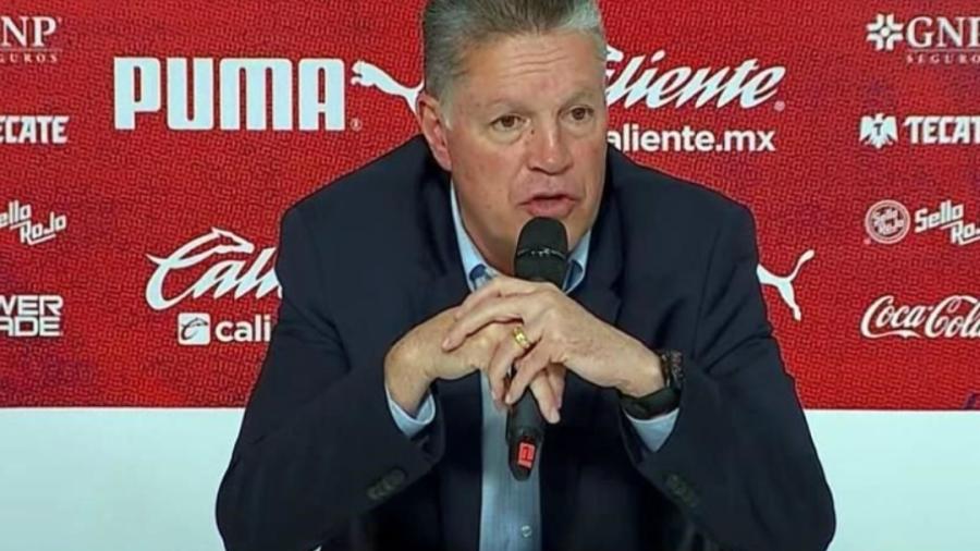 Ricardo Peláez deja el Chivas y agradece a sus integrantes 