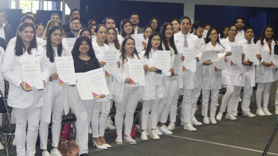 Reconocen a 82 egresados de la UAT con el premio EGEL Ceneval