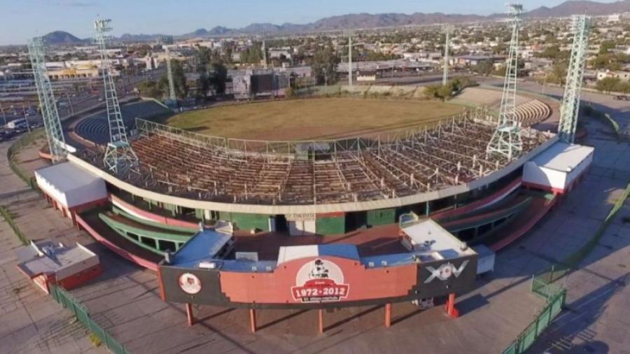 En plena pandemia, AMLO adquiere estadio de béisbol en Sonora por 511 mdp