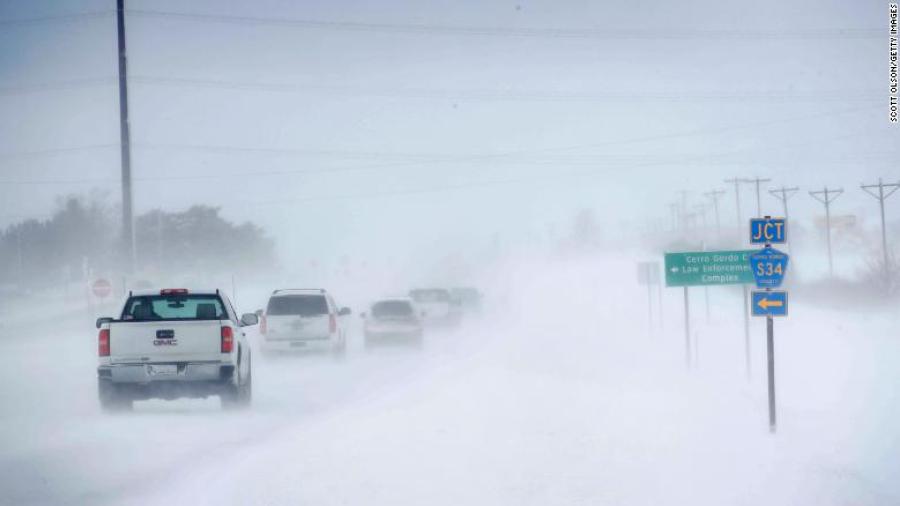 Acción de Gracias entre lluvia y nieve