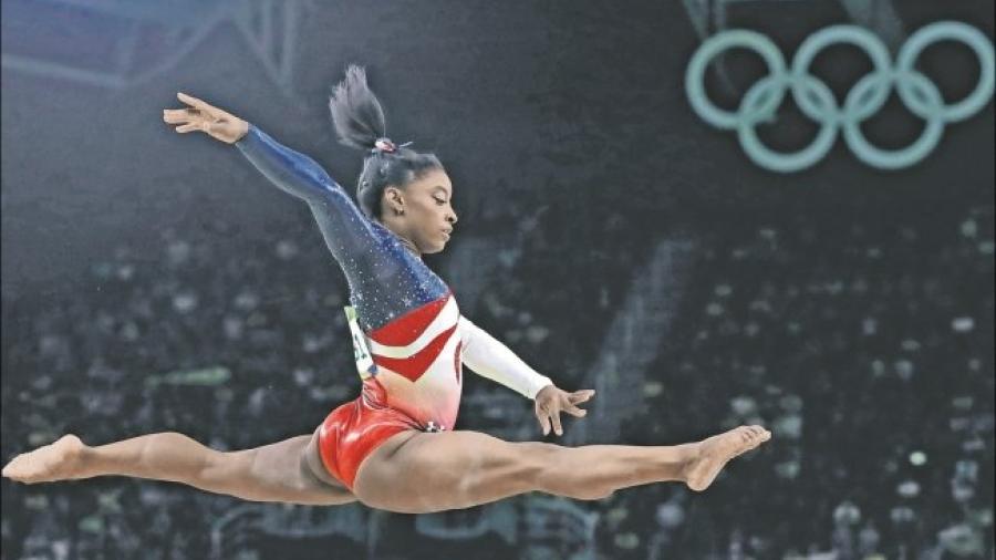 Simone Biles demanda al Comité Olímpico por abusos sexuales