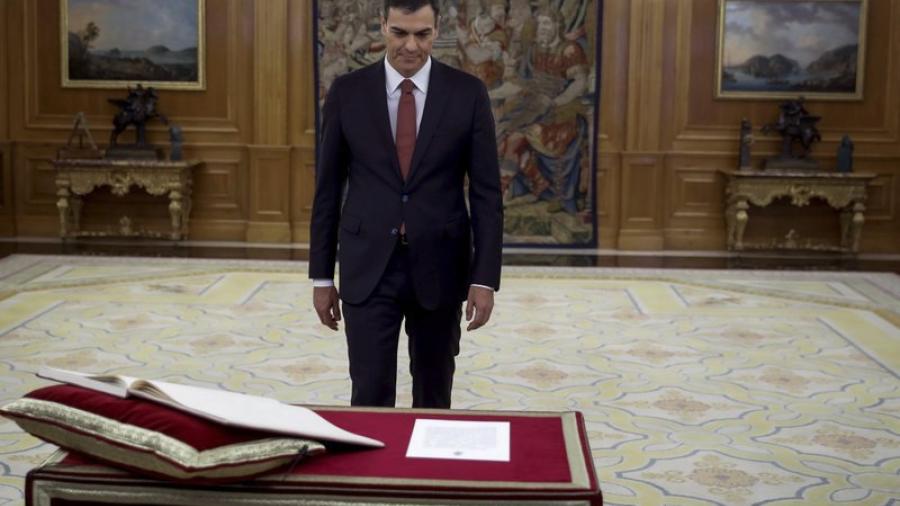 Pedro Sánchez jura como presidente de España
