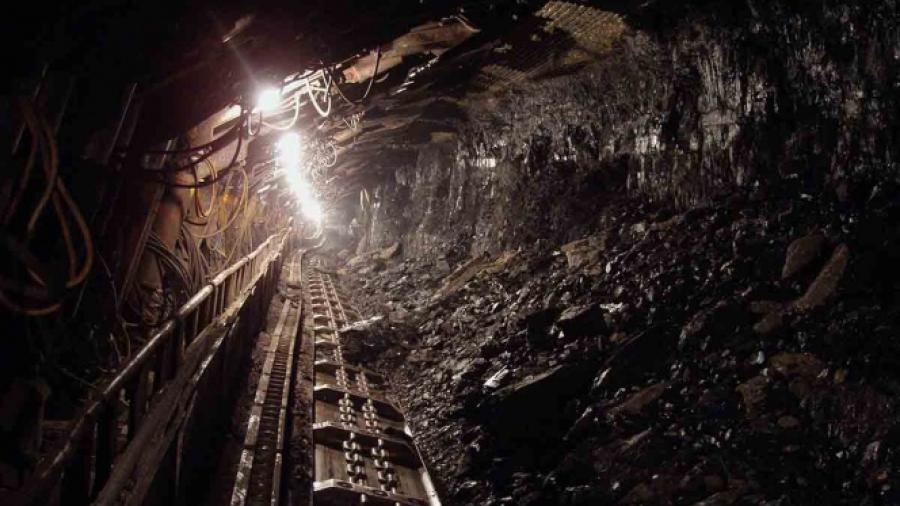 6 muertos tras derrumbe en mina en Colombia