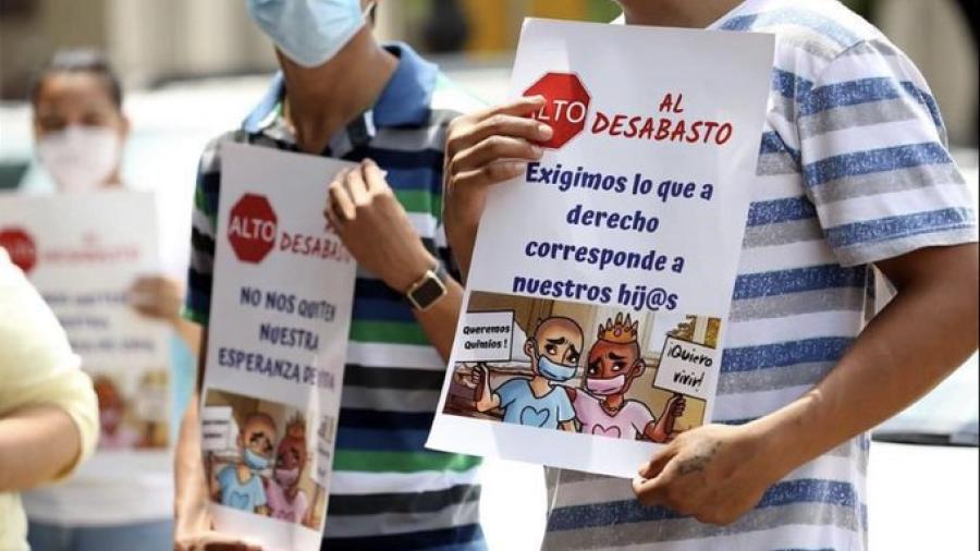  Dan 24 horas a SHCP y SS para abastecer medicamentos contra el cáncer