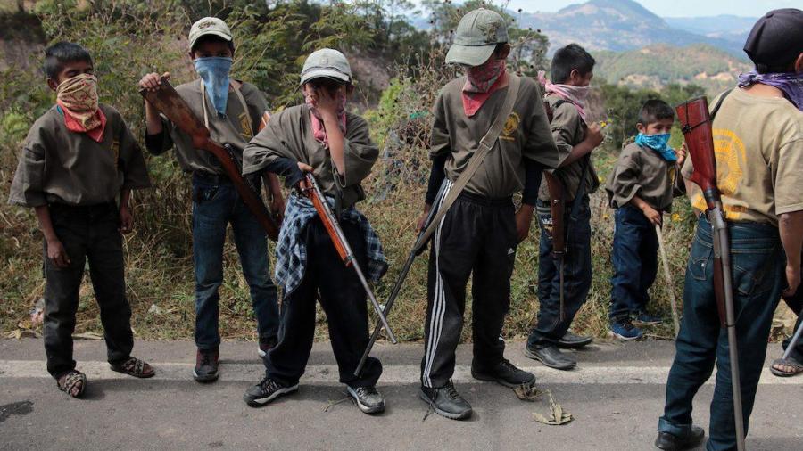 Más de una treintena de niños se suman a la Policía Rural en Guerrero