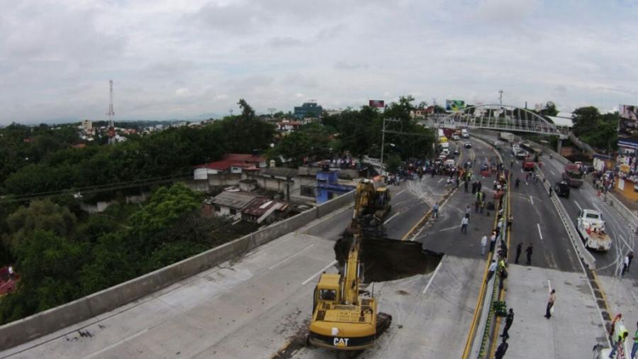 4 días de suspensión vehicular a vehículos de carga en Paso Exprés