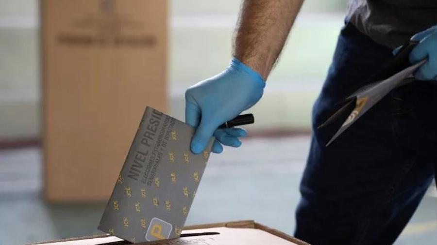 En medio de la pandemia, República Dominicana acude a las urnas para elegir nuevo presidente 