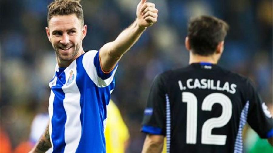 Miguel Layún podría llegar al Espanyol de Barcelona