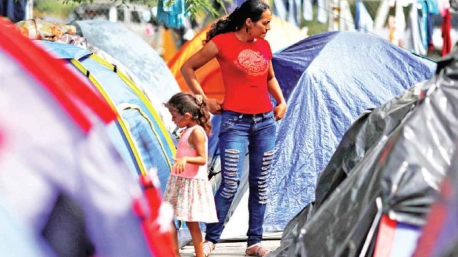Migrantes deben regresar a sus países si buscan asilo