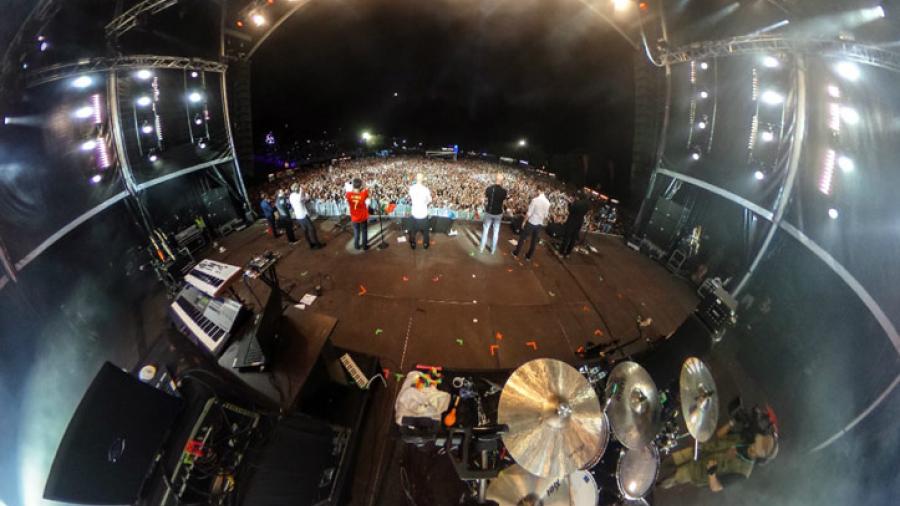 James presentó su rock en el Plaza Condesa