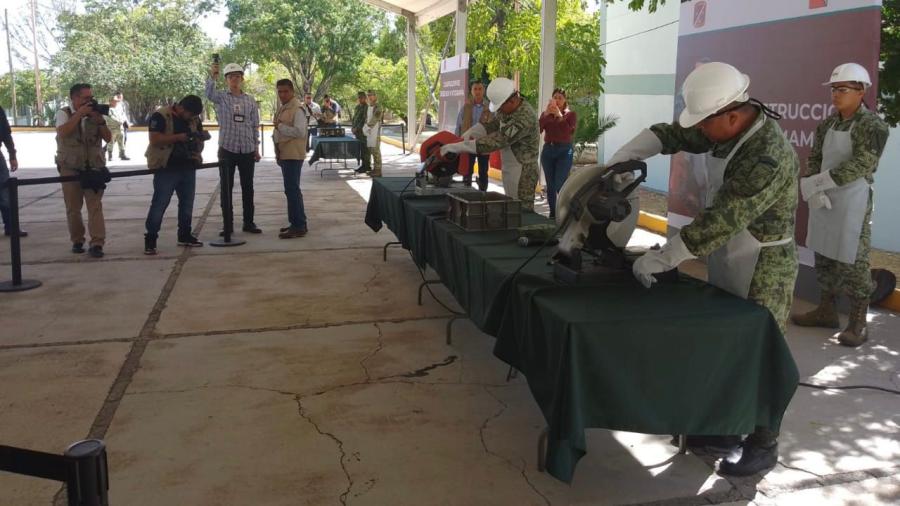 Destruyen armamento decomisado