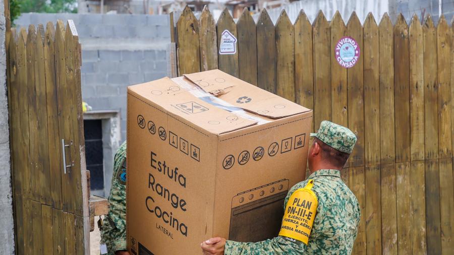 Entregan paquetes de apoyo a damnificados de Reynosa 
