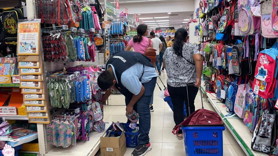 Padres de familia gastan hasta 10 mil pesos en regreso a clases