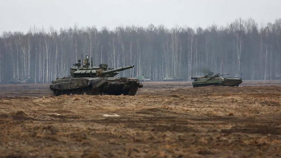 Anuncia Rusia retirada de tropas entre tensiones en Ucrania