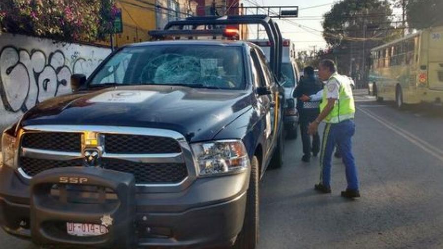 En CDMX se enfrentan policías con mototaxistas