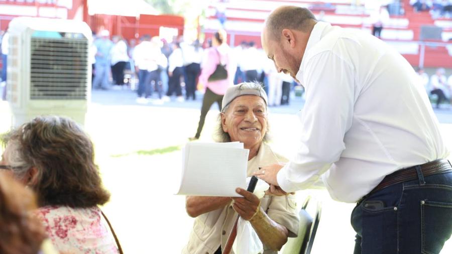 Acercaron servicios y asesorías gratuitas en la brigada 'Transformando Familias' en San Fernando