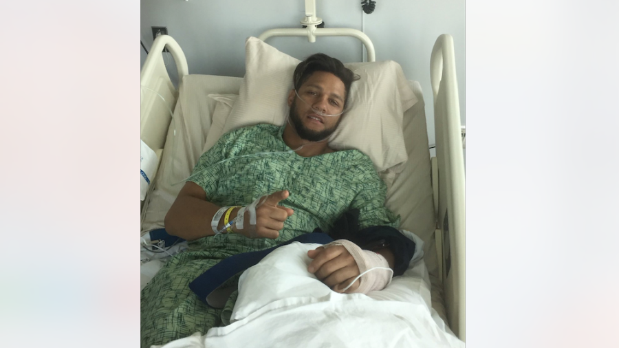 Yuli Gurriel seis semanas fuera por operación
