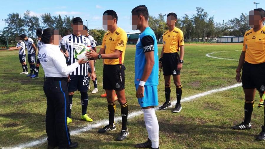 Personal de la Policía estatal participa en partido de 3ra división