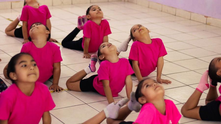 Promueve sistema DIF activación física infantil a través de taller de danza moderna