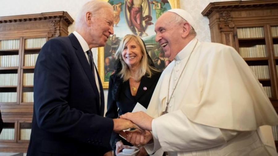 Joe Biden se reúne con el Papa Francisco en el Vaticano