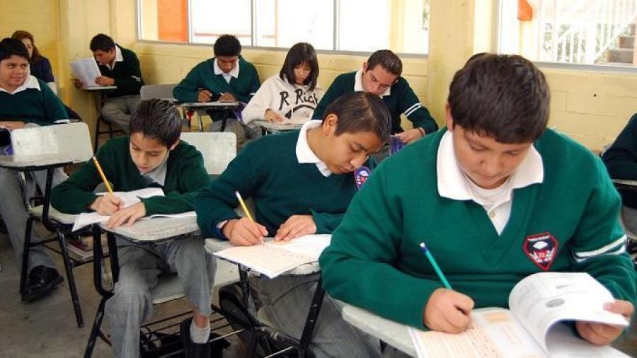 SEP preocupada por deserción escolar tras pandemia 