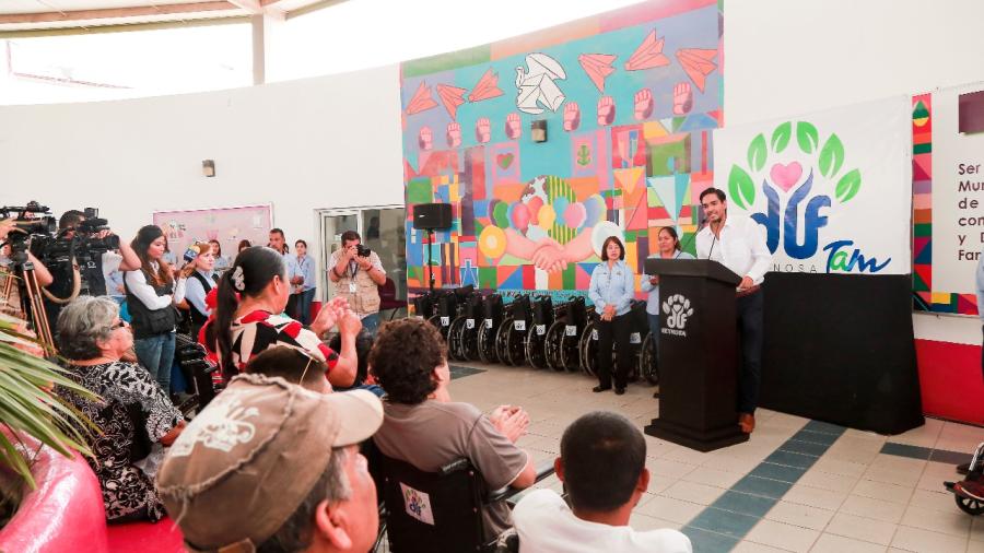 Mi compromiso es mayor: Carlos Peña