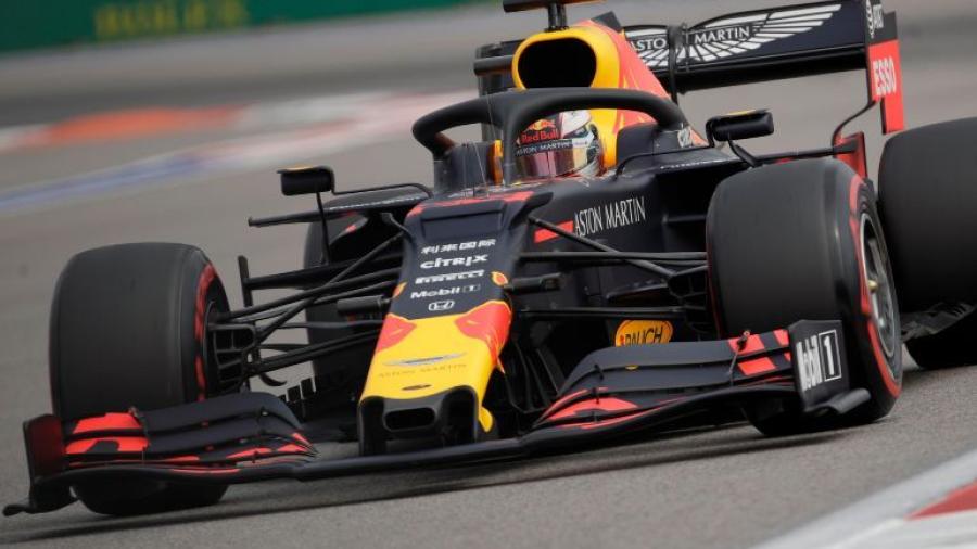 Max Verstappen se coloca de líder en la segunda práctica del Gran Premio de Rusia 