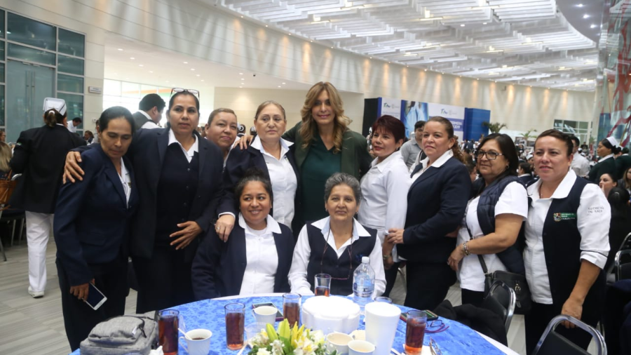 Festejan en Reynosa a Enfermeros y Enfermeras