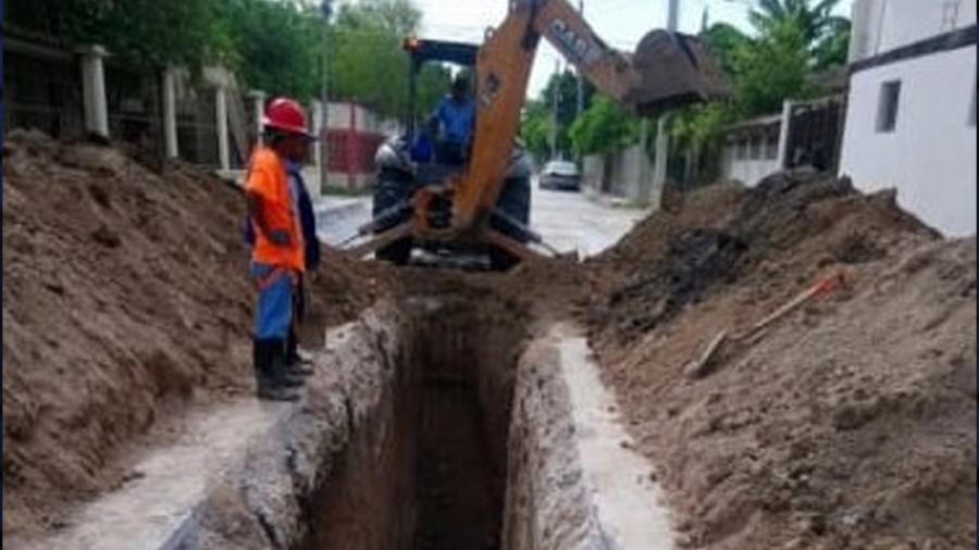 Realiza COMAPA rehabilitación en subcolector de la Pedro J. Méndez