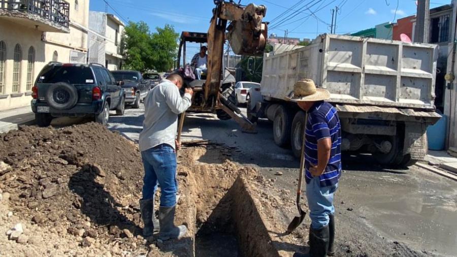 Inicia COMAPA rehabilitación de drenaje sanitario en la colonia Valle del Bravo