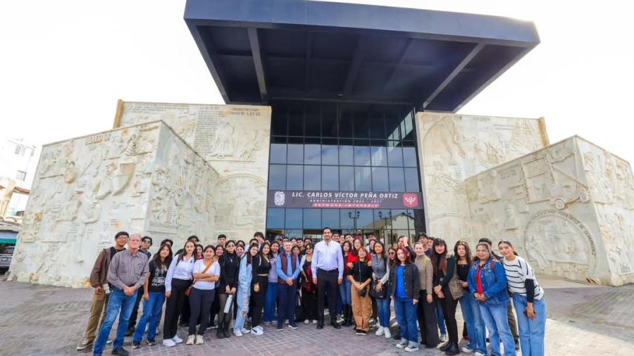 Recorrieron jóvenes del Tecnológico de Reynosa Museo del Ferrocarril y Centro Histórico