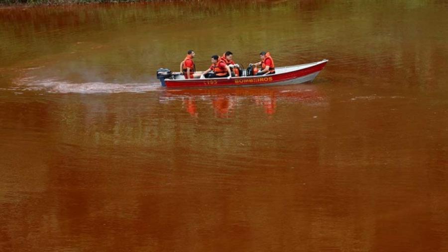 Aumenta a 134 los muertos por ruptura de presa en Brasil