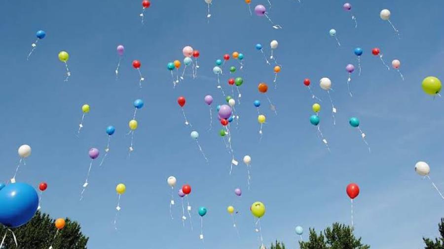 DeSantis firma un proyecto de ley de Florida para prohibir lanzamiento de globos
